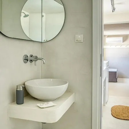 Sifnosliving - * Vathi (Sifnos)