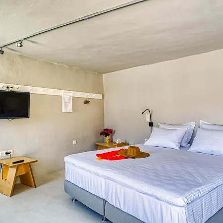 Sifnosliving - * Vathi (Sifnos)